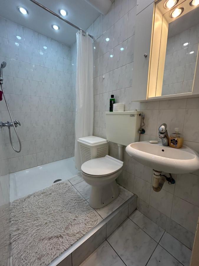 Appartamento Kelti Belgrado Esterno foto