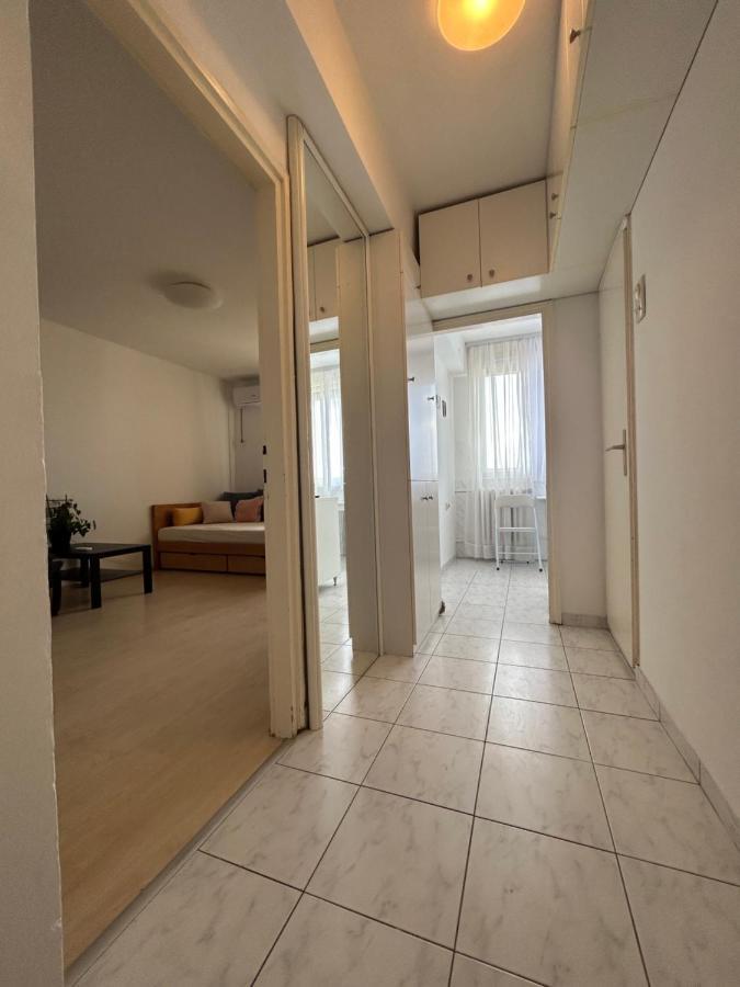 Appartamento Kelti Belgrado Esterno foto